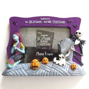 Disney 3D Tim Burton's The Nightmare Before Christmas  Picture Frame NWT